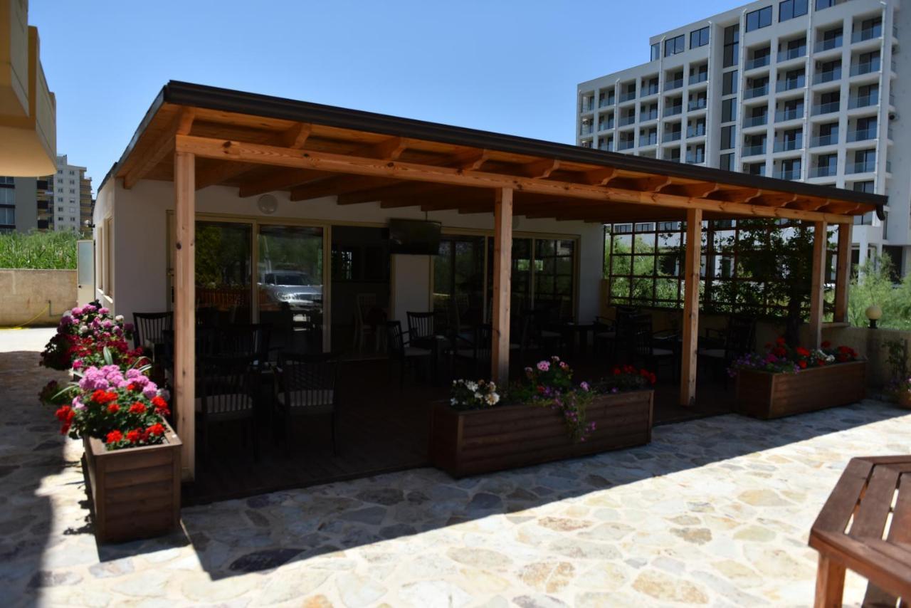 Hotel Kriti Max , Shengjin Shëngjin Exteriör bild